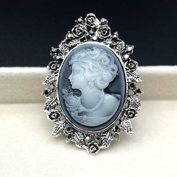 Silver with Gray Crystal Victorian Lady Cameo Vintage Style Pin Back Brooch - Picture 3 of 7